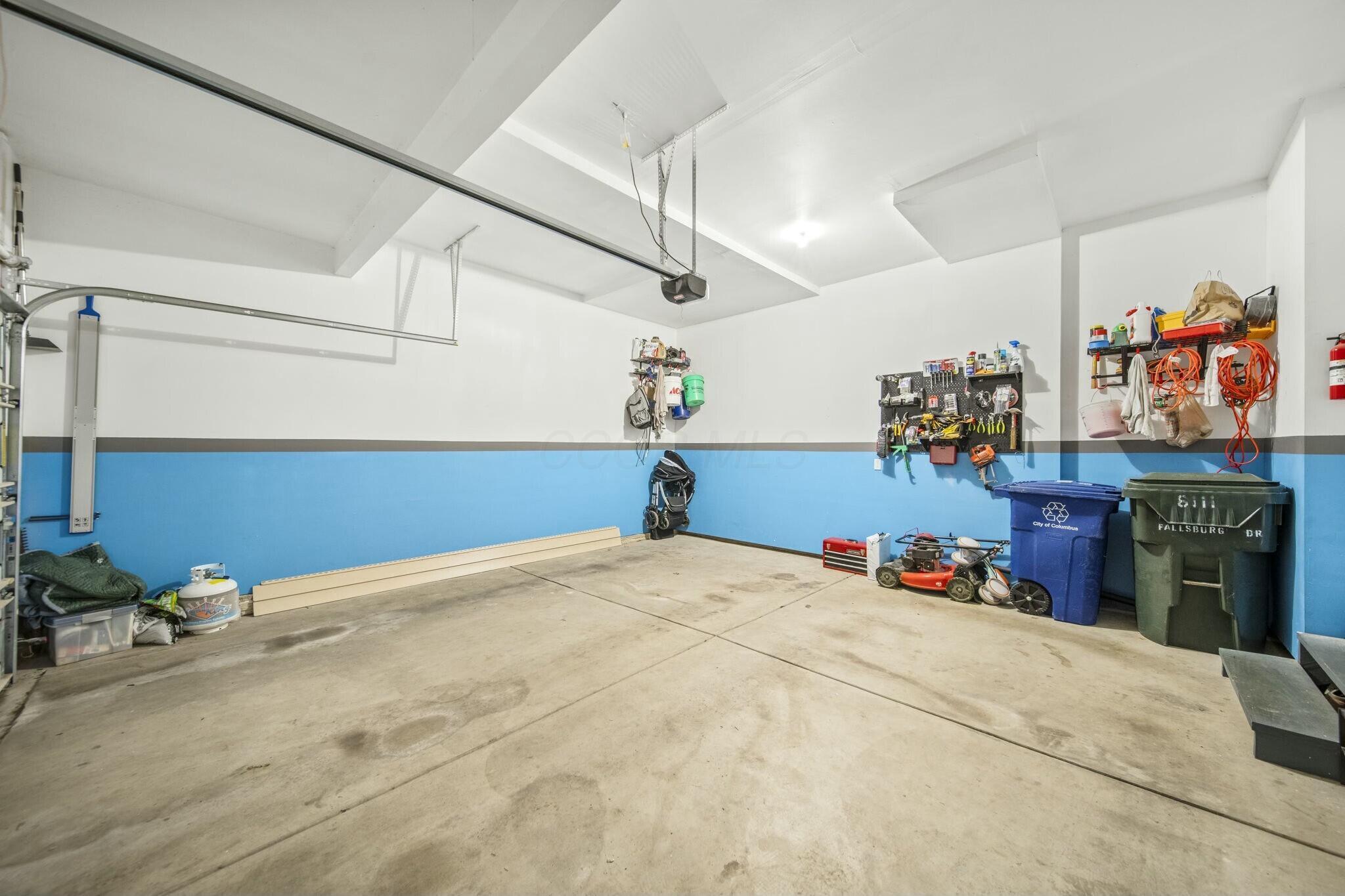 6111 Fallsburg Drive, Westerville, Ohio image 48