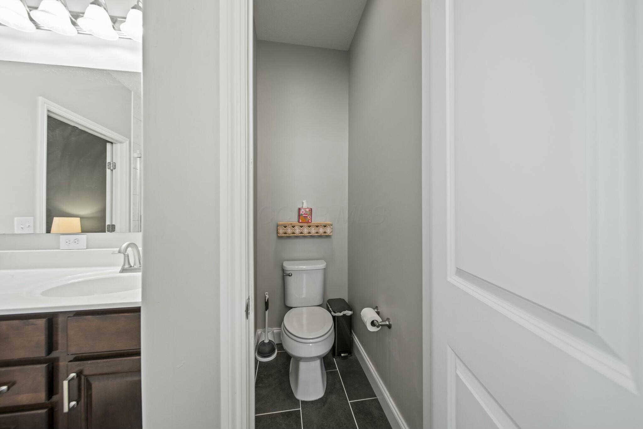 6111 Fallsburg Drive, Westerville, Ohio image 30