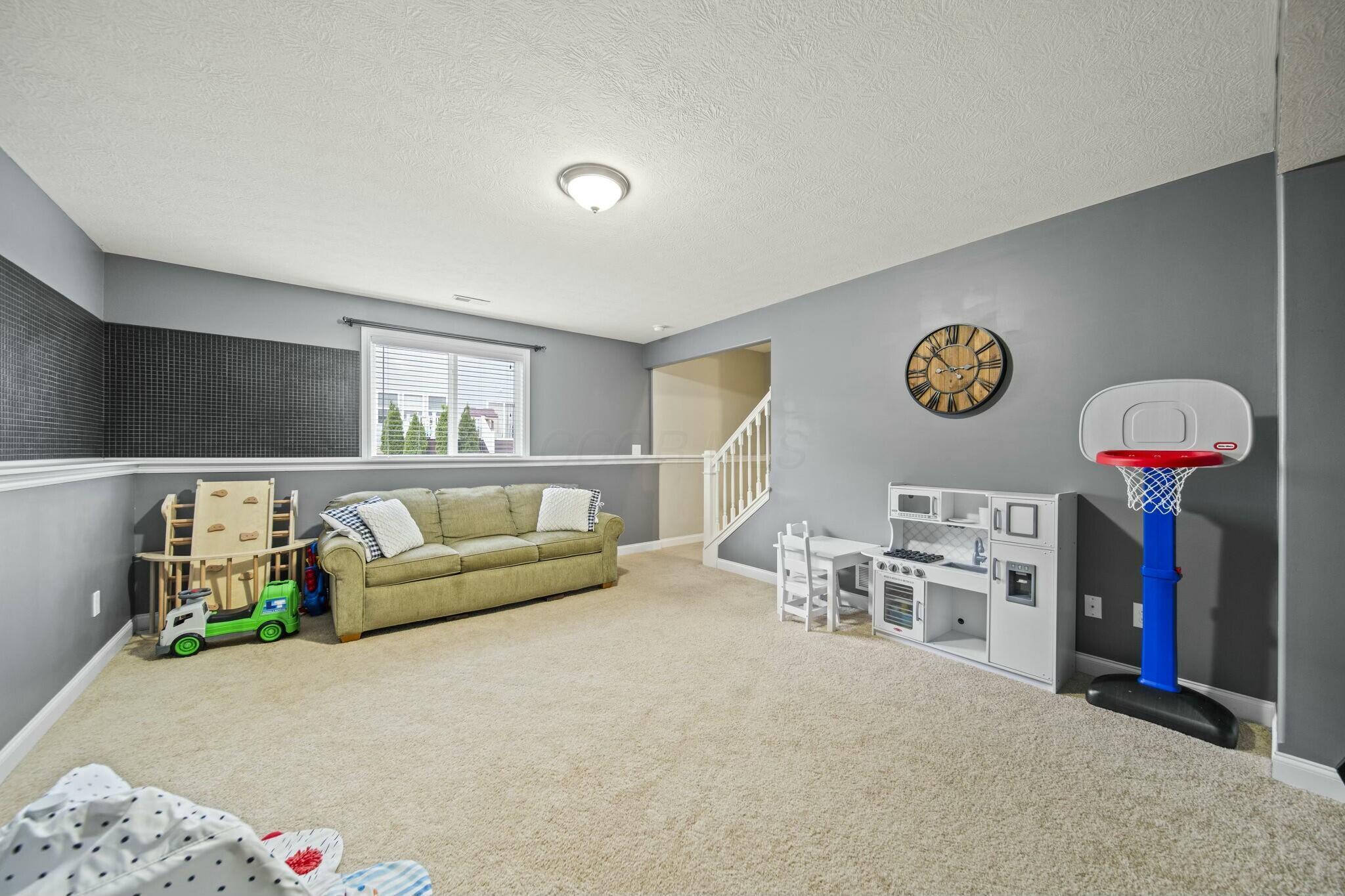 6111 Fallsburg Drive, Westerville, Ohio image 45