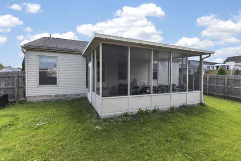 Tiny photo for 811 Wallinger Drive, Galloway, OH 43119 (MLS # 226024504)