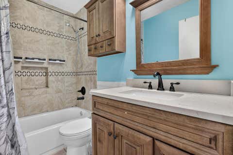 Tiny photo for 811 Wallinger Drive, Galloway, OH 43119 (MLS # 226024504)