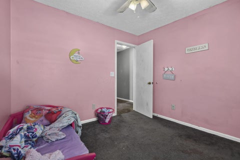 Tiny photo for 811 Wallinger Drive, Galloway, OH 43119 (MLS # 226024504)