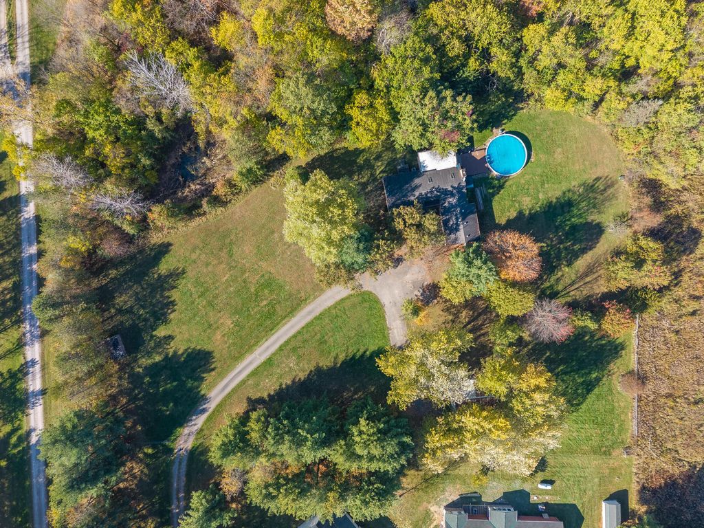 Photo of 1400 S Galena Road, Galena, OH 43021 (MLS # 225041089)