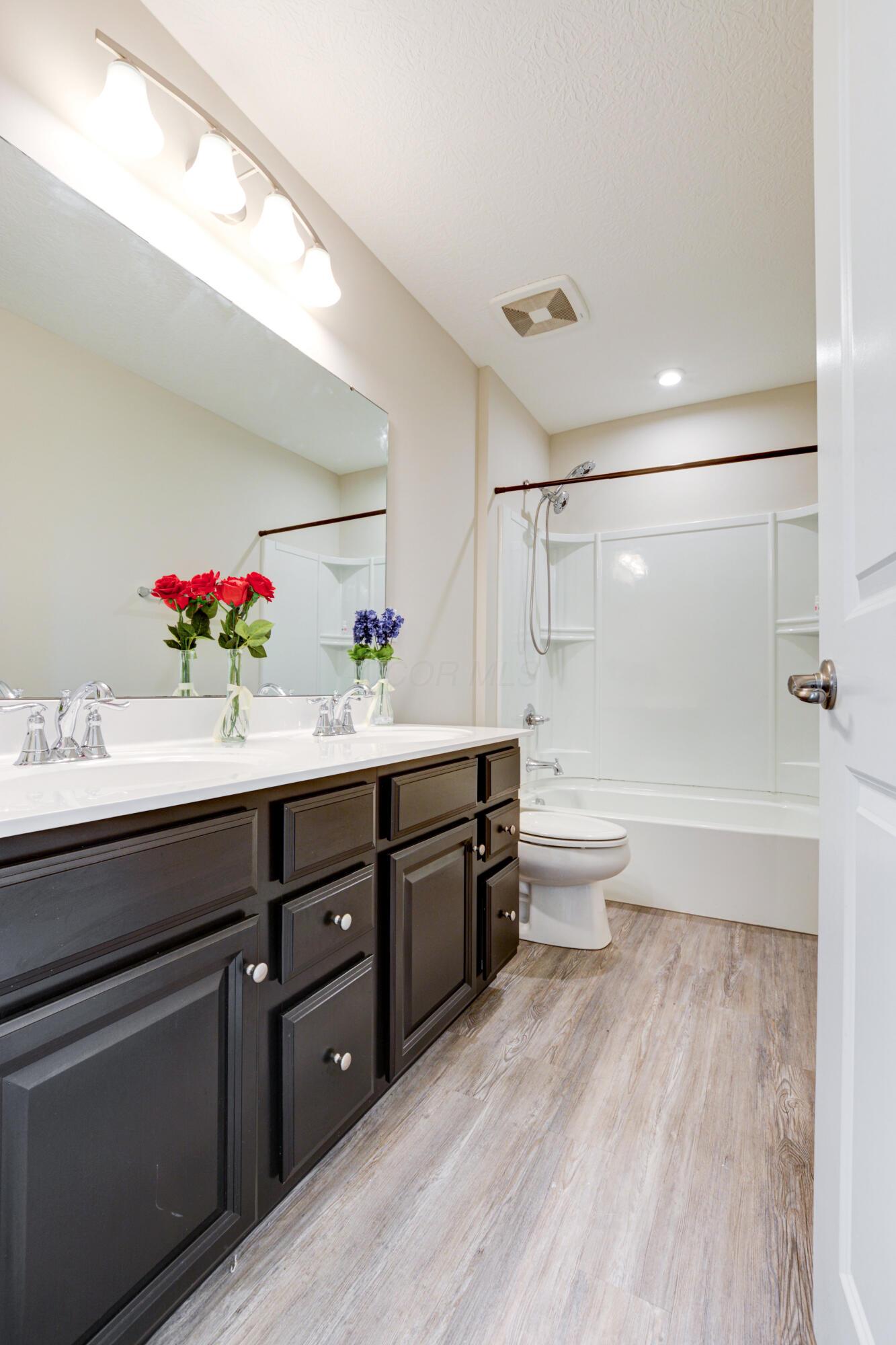 406 Crownover Way, Lewis Center, Ohio image 36