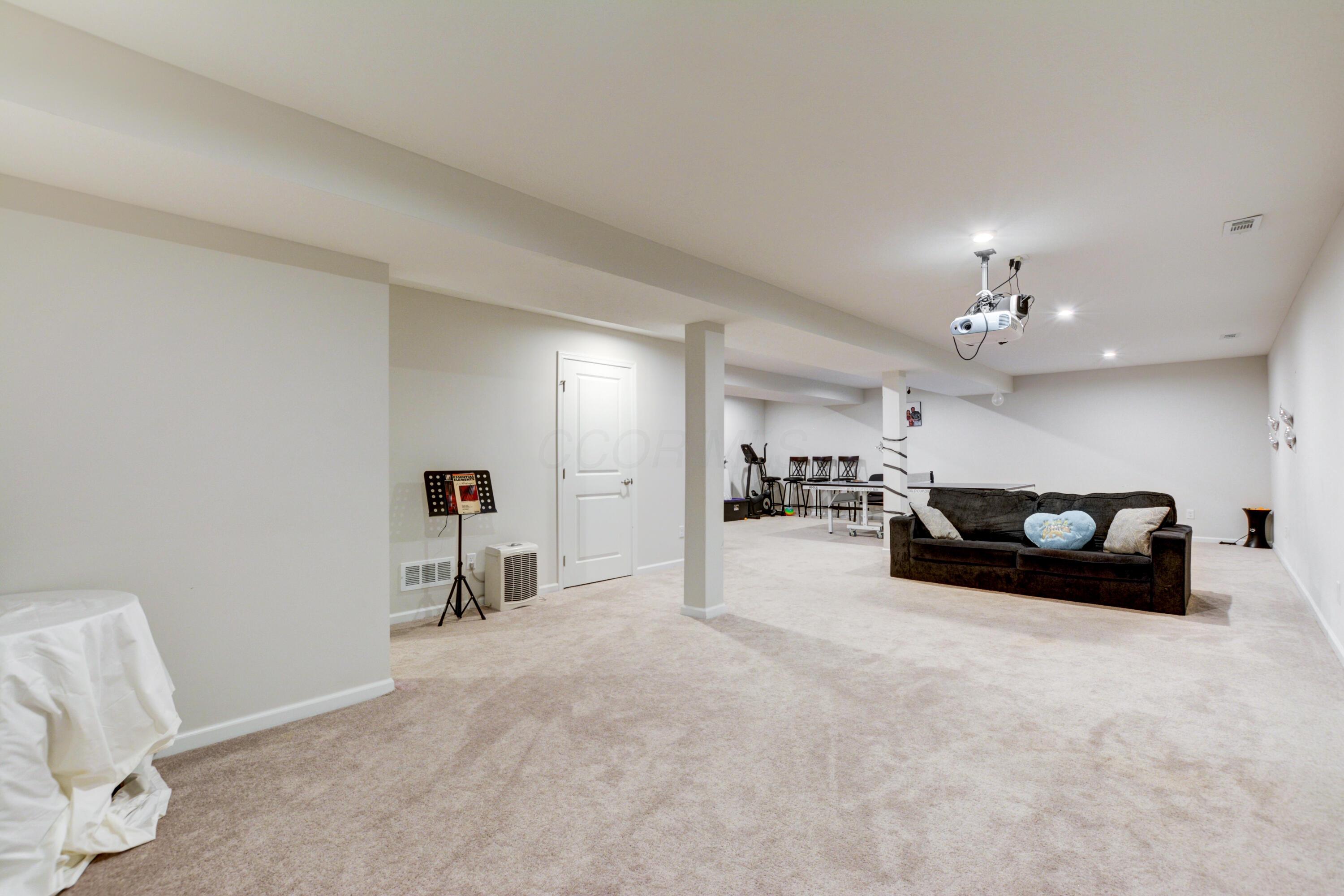 406 Crownover Way, Lewis Center, Ohio image 38