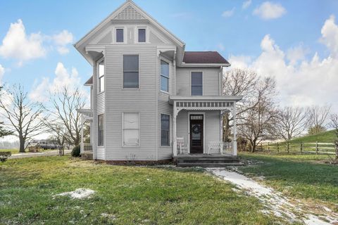 Photo of 4124 County Road, Frankfort, OH 45628 (MLS # 226000253)