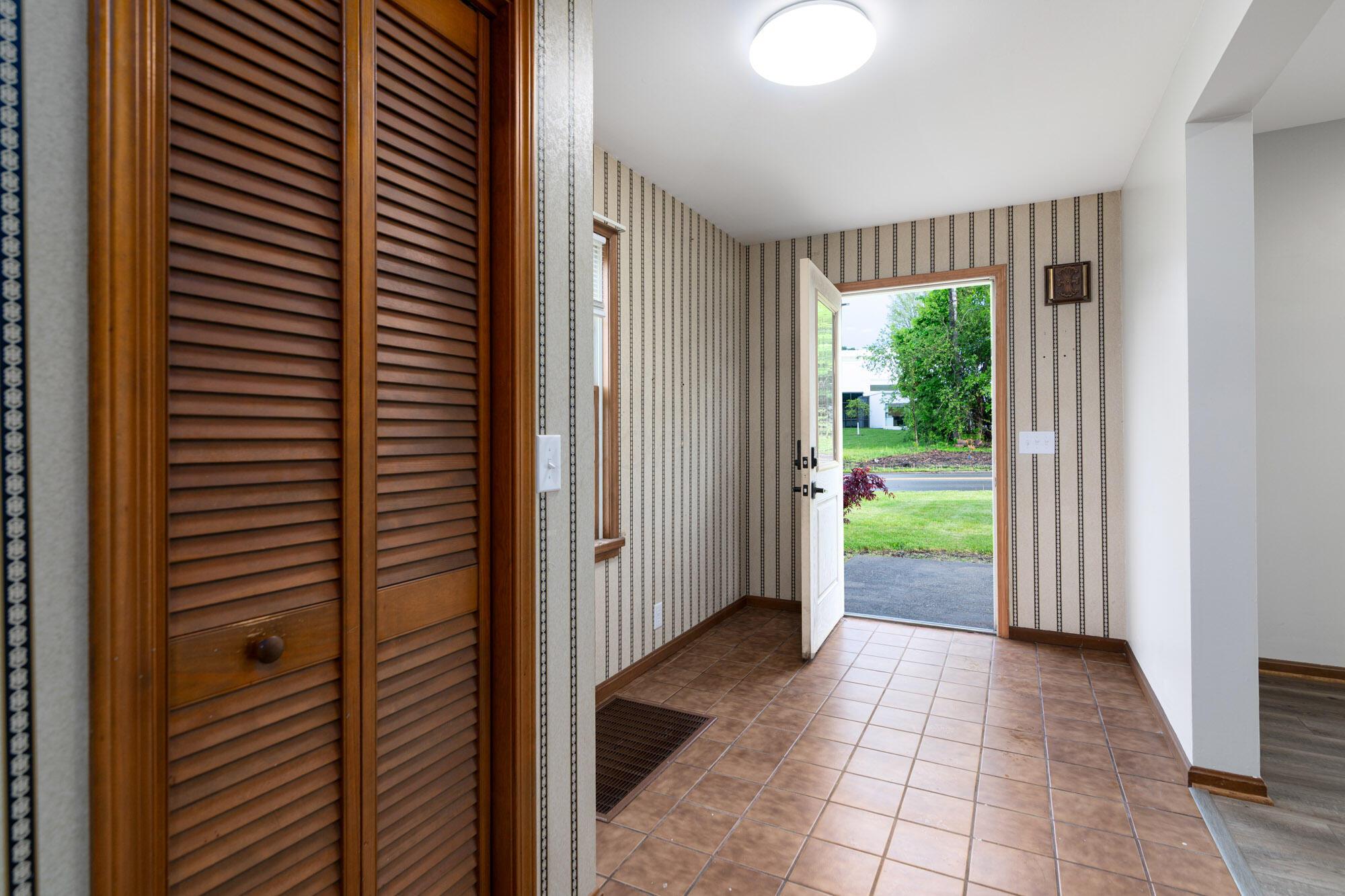 692 Millsboro Road, Mansfield, Ohio image 3