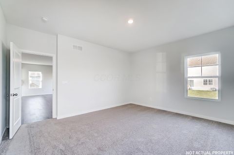 Tiny photo for 128 Vine Grove Drive, Circleville, OH 43113 (MLS # 226002666)