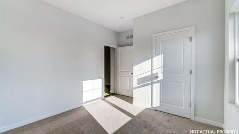 Tiny photo for 128 Vine Grove Drive, Circleville, OH 43113 (MLS # 226002666)