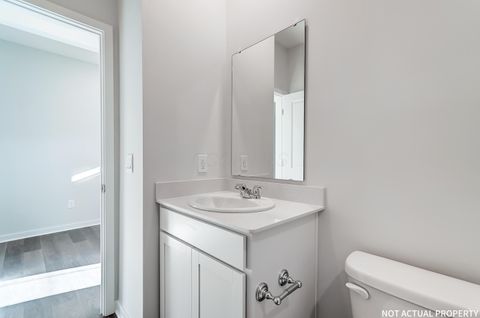 Tiny photo for 128 Vine Grove Drive, Circleville, OH 43113 (MLS # 226002666)