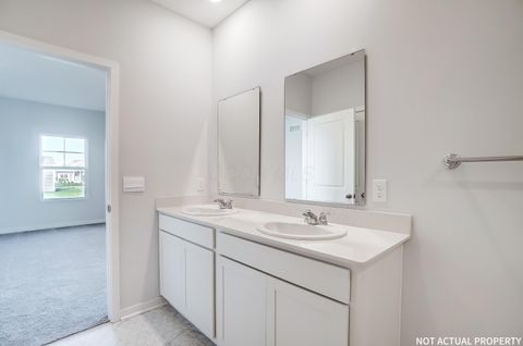 Tiny photo for 128 Vine Grove Drive, Circleville, OH 43113 (MLS # 226002666)