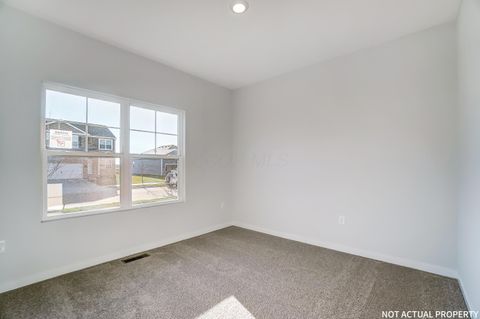 Tiny photo for 128 Vine Grove Drive, Circleville, OH 43113 (MLS # 226002666)