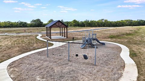 Tiny photo for 128 Vine Grove Drive, Circleville, OH 43113 (MLS # 226002666)