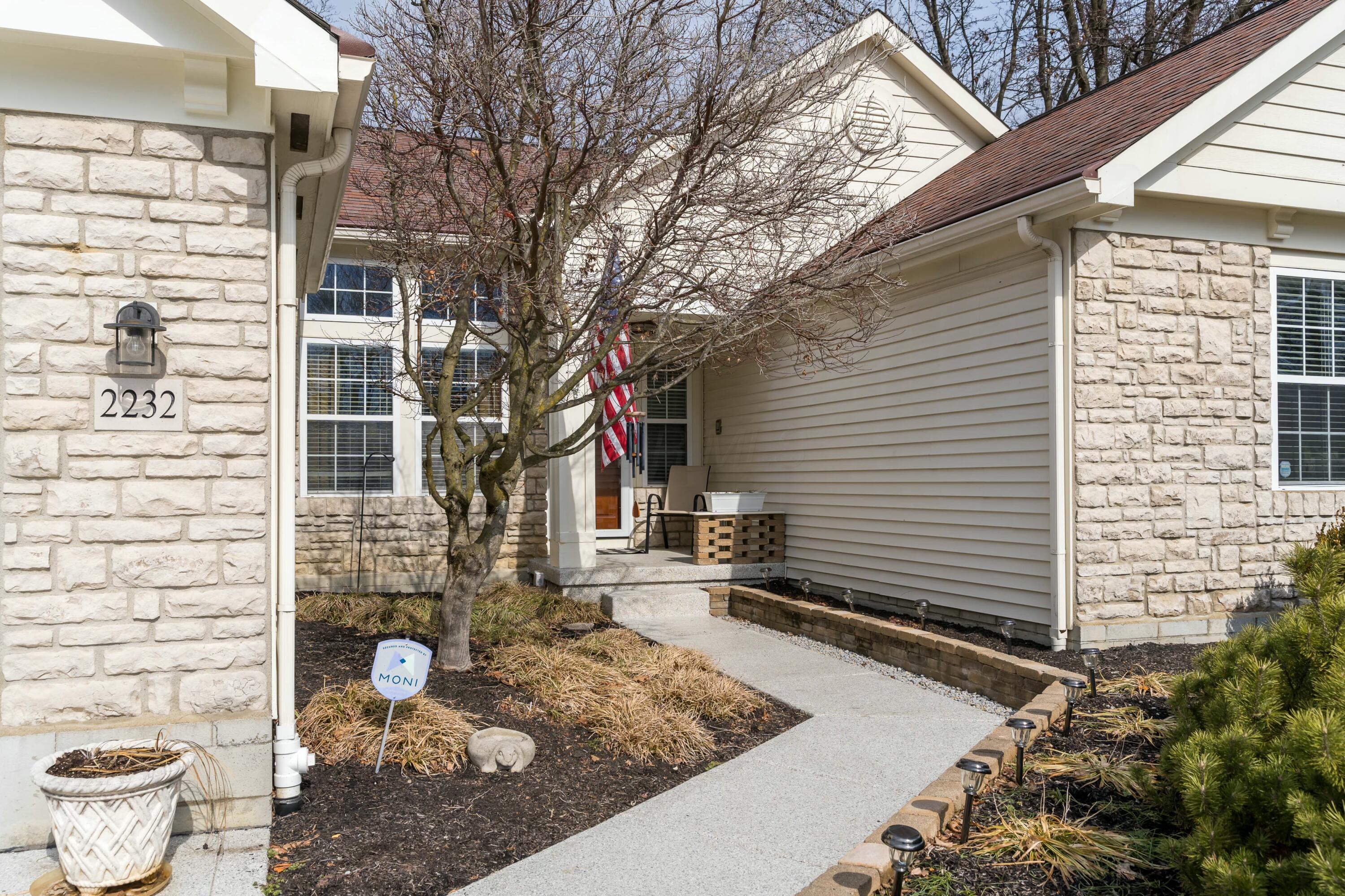2232 Birch Bark Trail, Grove City, Ohio image 3