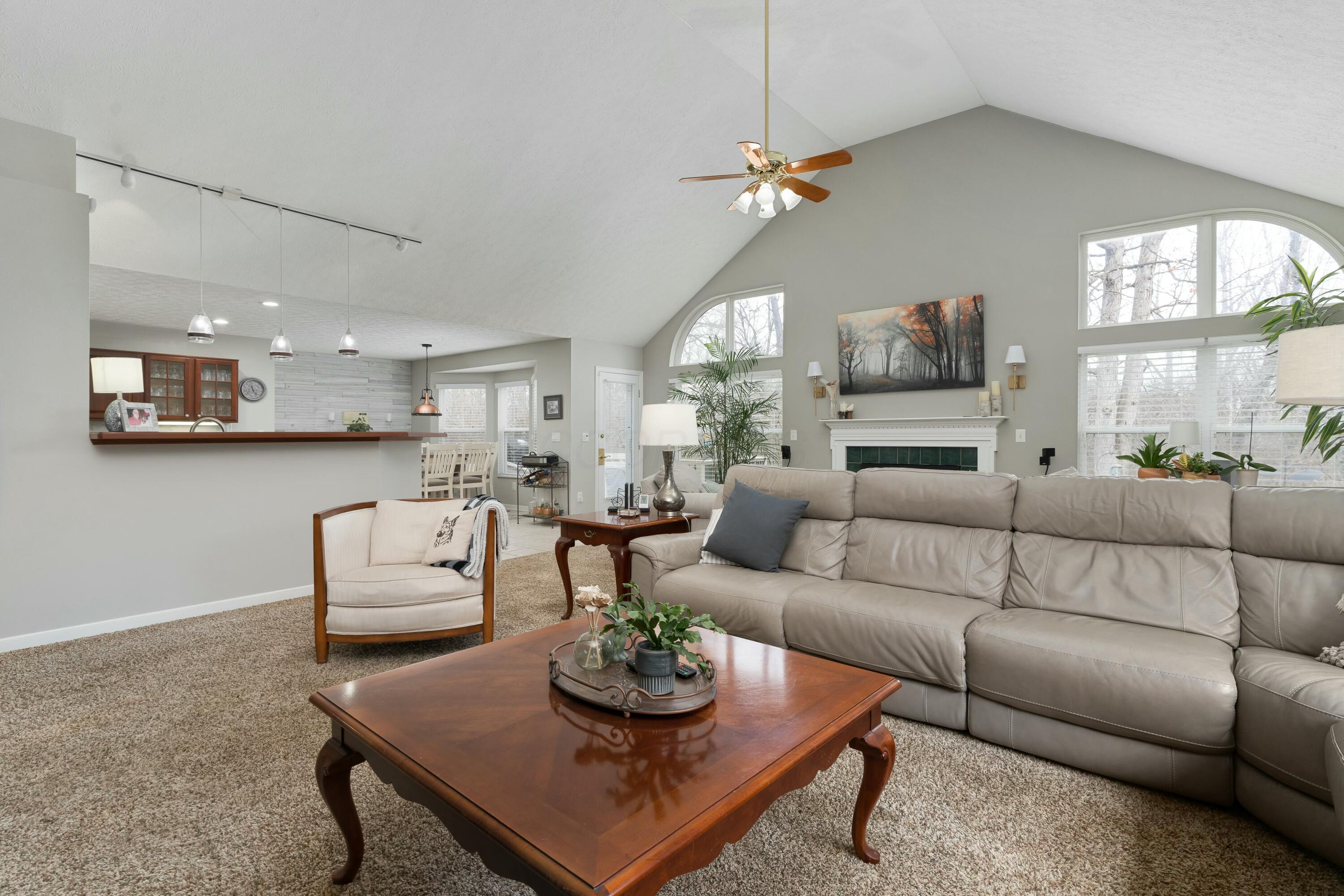 2232 Birch Bark Trail, Grove City, Ohio image 7