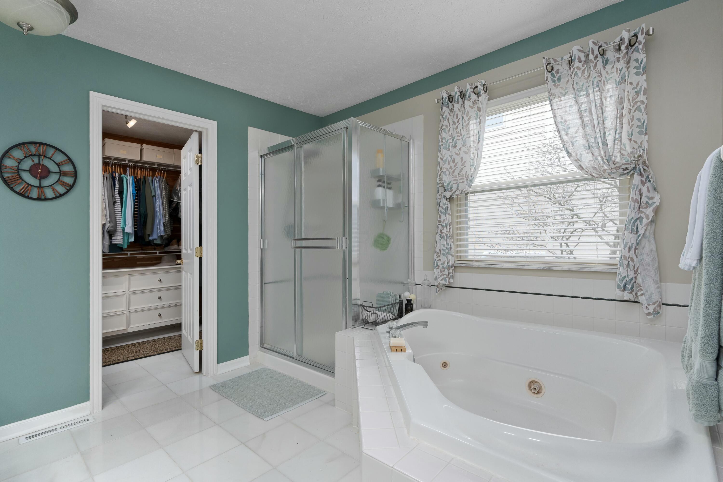 2232 Birch Bark Trail, Grove City, Ohio image 24