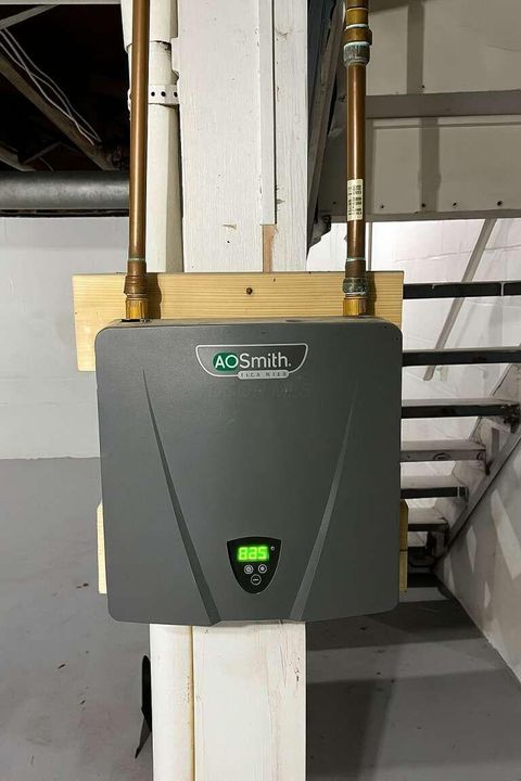 Tiny photo for 800 Carpenter Street, Columbus, OH 43206 (MLS # 225046221)