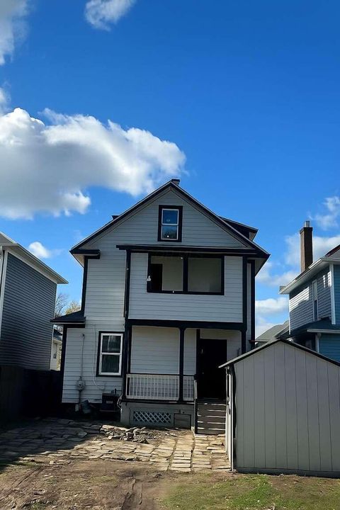 Tiny photo for 800 Carpenter Street, Columbus, OH 43206 (MLS # 225046221)