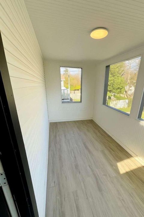 Tiny photo for 800 Carpenter Street, Columbus, OH 43206 (MLS # 225046221)