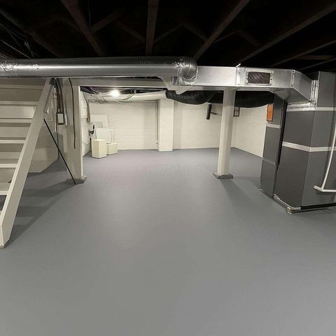 Tiny photo for 800 Carpenter Street, Columbus, OH 43206 (MLS # 225046221)