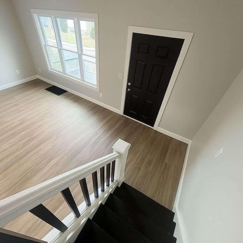 Tiny photo for 800 Carpenter Street, Columbus, OH 43206 (MLS # 225046221)