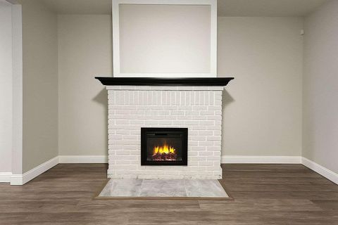 Tiny photo for 800 Carpenter Street, Columbus, OH 43206 (MLS # 225046221)