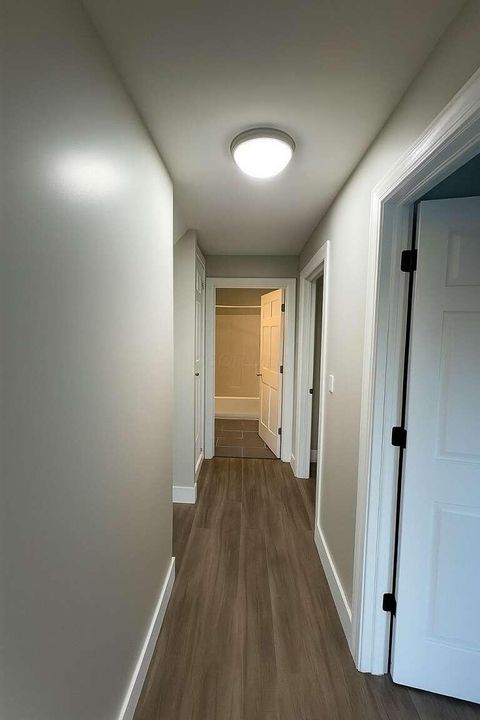 Tiny photo for 800 Carpenter Street, Columbus, OH 43206 (MLS # 225046221)