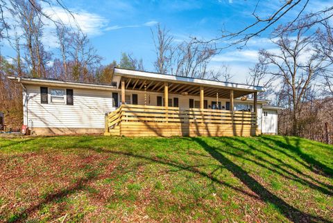 Photo of 8017 Mount Tabor Road, Chillicothe, OH 45601 (MLS # 226011264)