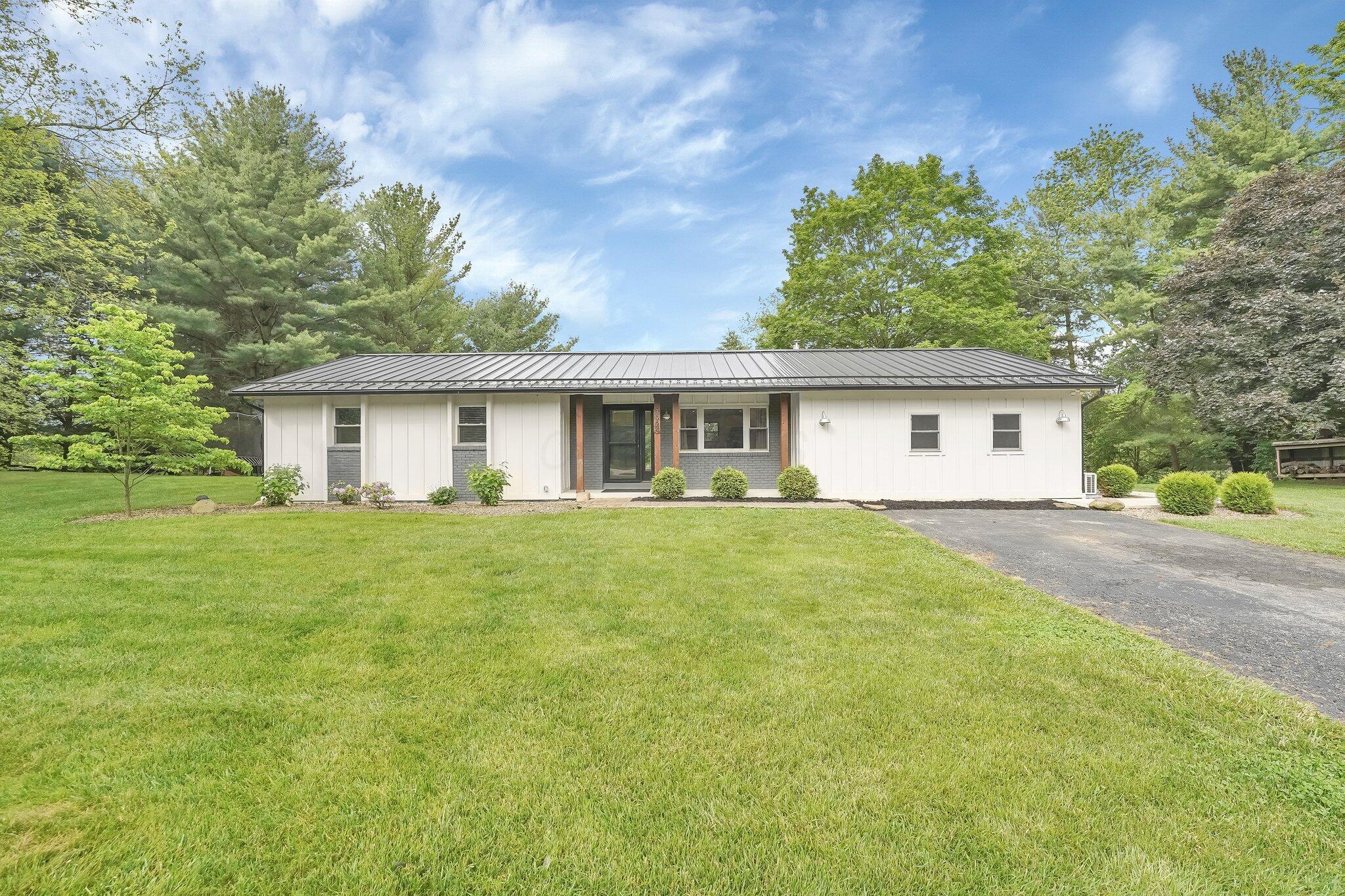 3924 Headleys Mill Road, Pataskala, Ohio image 4
