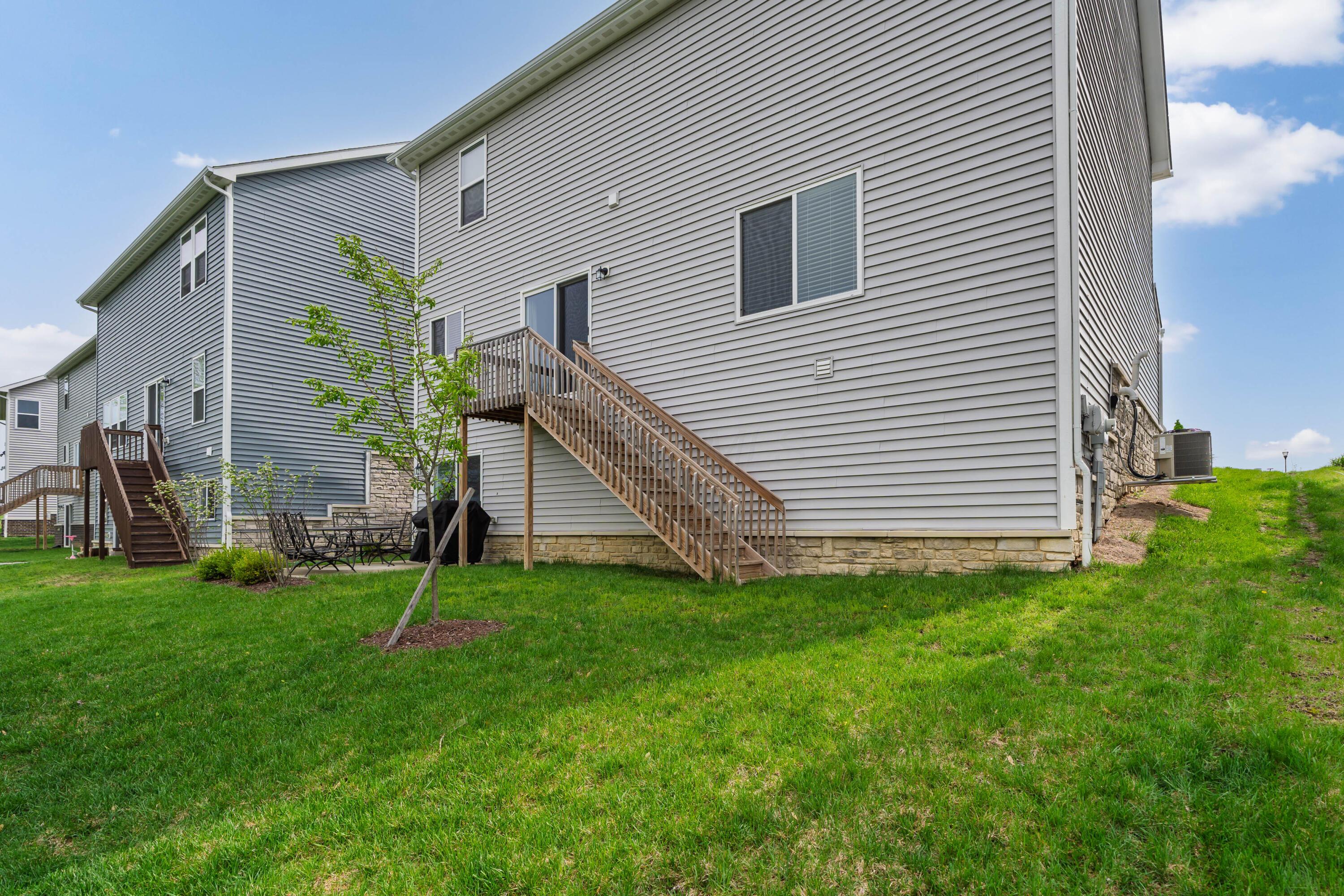 6279 Honey Farm Way, Grove City, Ohio image 34