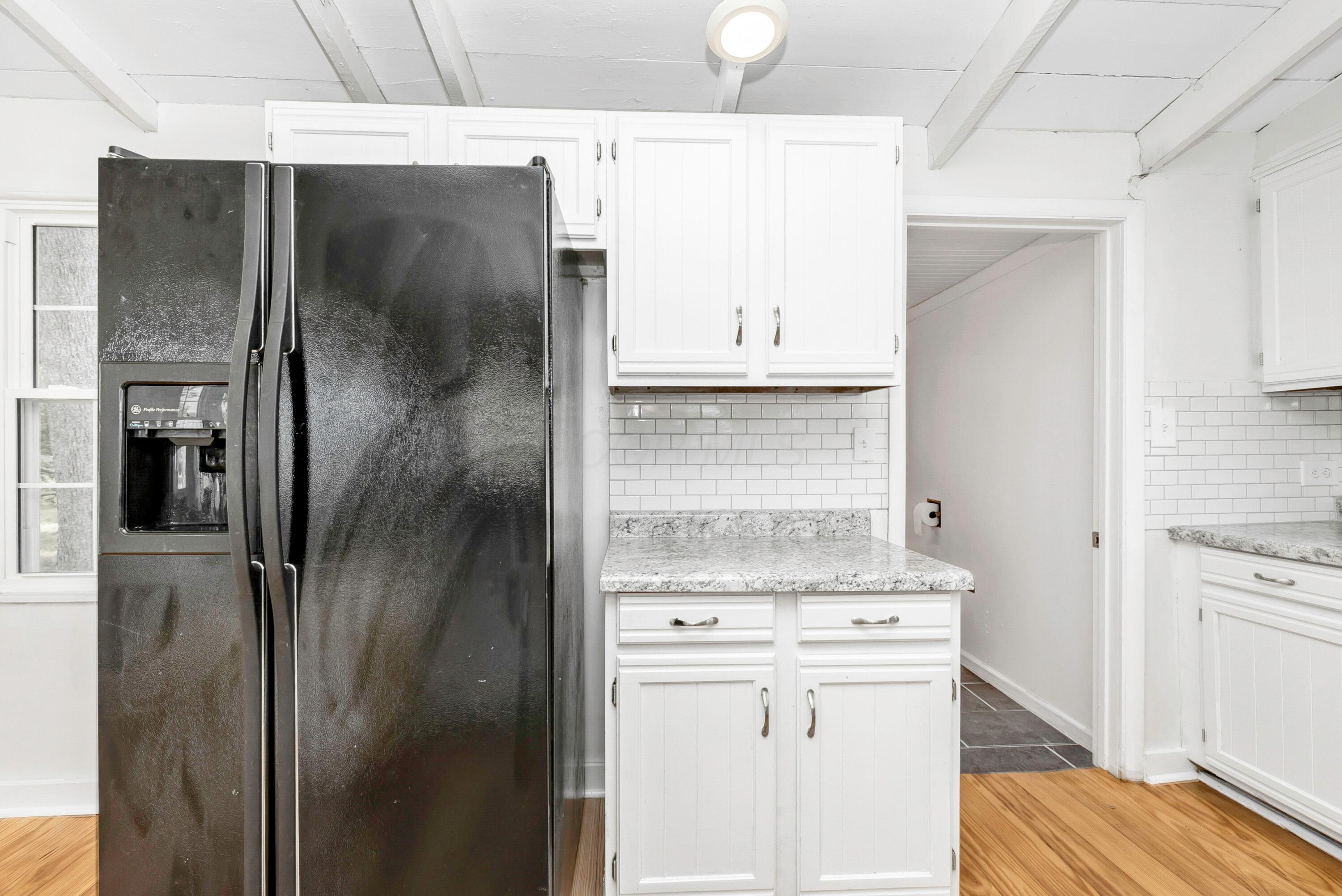 13384 Orchard Island, Millersport, Ohio image 30