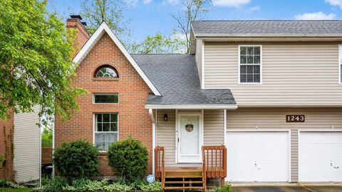 Photo of 1243 Pineview Trail A #A, Newark, OH 43055 (MLS # 224013449)