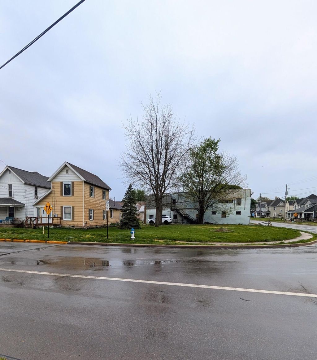 Photo of 373 W Church Street, Marion, OH 43302 (MLS # 226012765)