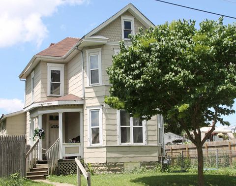 Photo of 423 S Hague Avenue, Columbus, OH 43204 (MLS # 225044449)