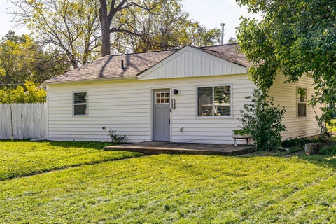 Photo of 4379 Saint Margaret Lane, Whitehall, OH 43213 (MLS # 226039041)