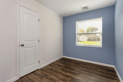 Tiny photo for 4379 Saint Margaret Lane, Whitehall, OH 43213 (MLS # 226039041)