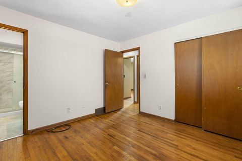 Tiny photo for 1705 Ivyhill Loop S, Columbus, OH 43229 (MLS # 225045803)