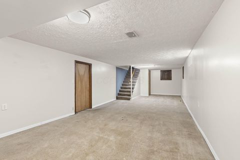 Tiny photo for 1705 Ivyhill Loop S, Columbus, OH 43229 (MLS # 225045803)