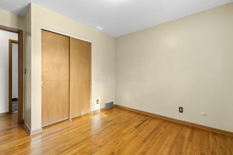 Tiny photo for 1705 Ivyhill Loop S, Columbus, OH 43229 (MLS # 225045803)