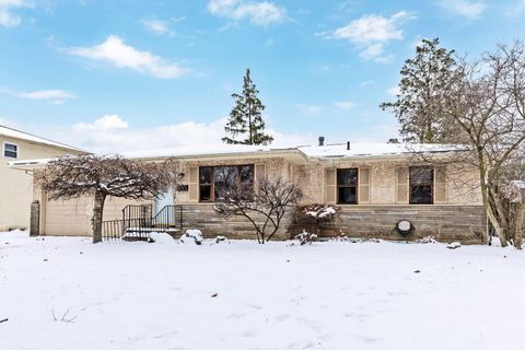 Tiny photo for 1705 Ivyhill Loop S, Columbus, OH 43229 (MLS # 225045803)