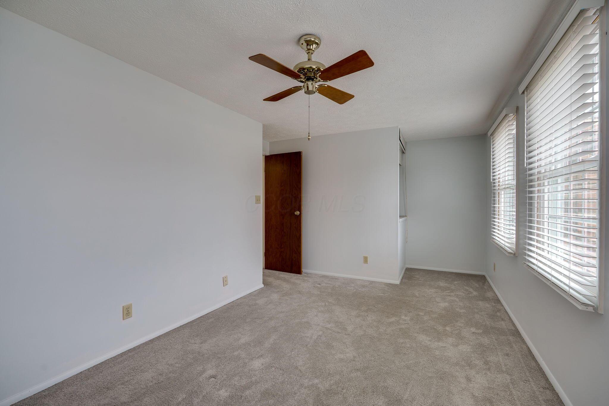 3034 Colony Lane, Springfield, Ohio image 23
