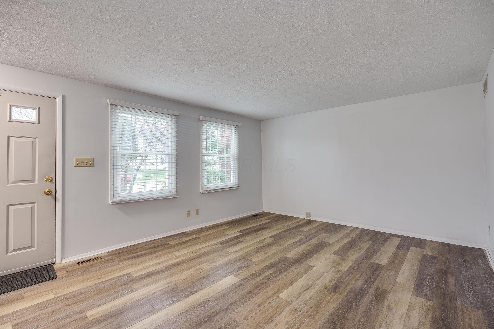3034 Colony Lane, Springfield, Ohio image 12
