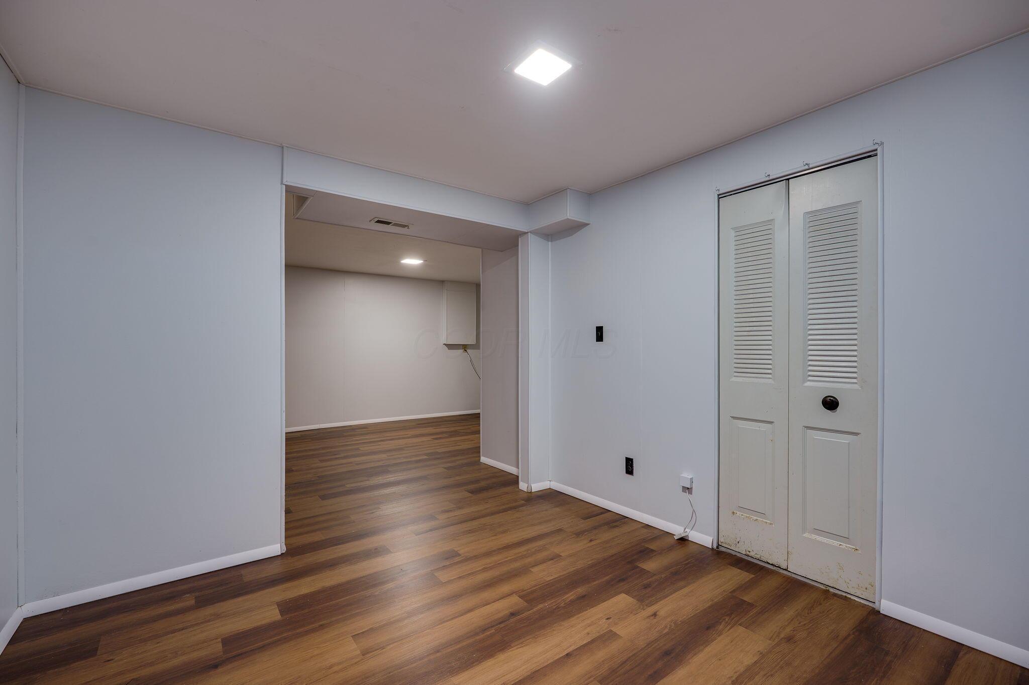 3034 Colony Lane, Springfield, Ohio image 32