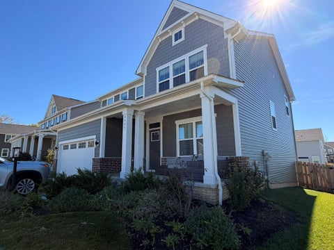 Photo of 8405 Cherry Blossom Drive, Pickerington, OH 43147 (MLS # 226040836)