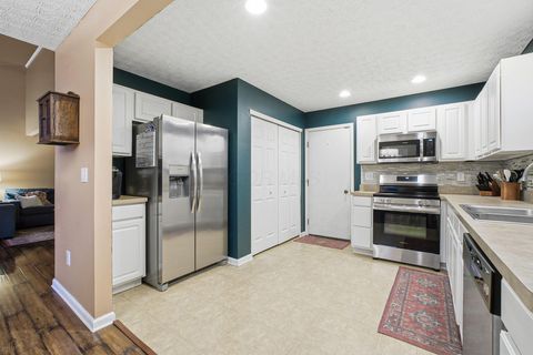 Tiny photo for 2172 Balais Court, Grove City, OH 43123 (MLS # 225045364)