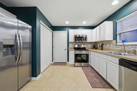 Tiny photo for 2172 Balais Court, Grove City, OH 43123 (MLS # 225045364)