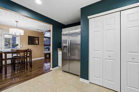 Tiny photo for 2172 Balais Court, Grove City, OH 43123 (MLS # 225045364)