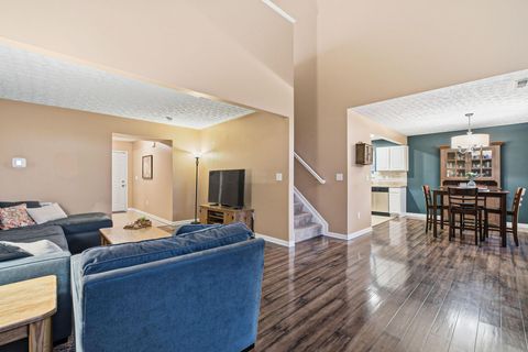 Tiny photo for 2172 Balais Court, Grove City, OH 43123 (MLS # 225045364)