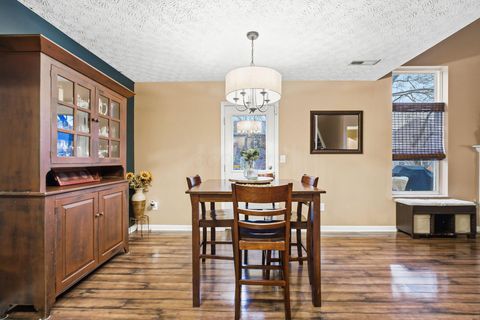 Tiny photo for 2172 Balais Court, Grove City, OH 43123 (MLS # 225045364)