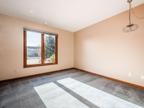 Tiny photo for 3320 Scioto Run Boulevard, Hilliard, OH 43026 (MLS # 225045148)